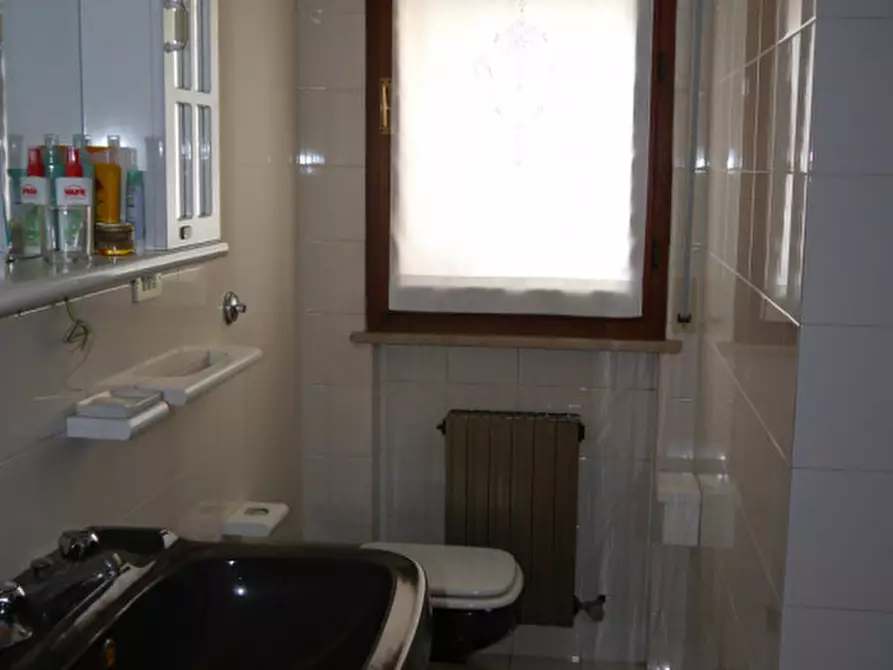 Immagine 22 di Casa indipendente in vendita  a Senigallia