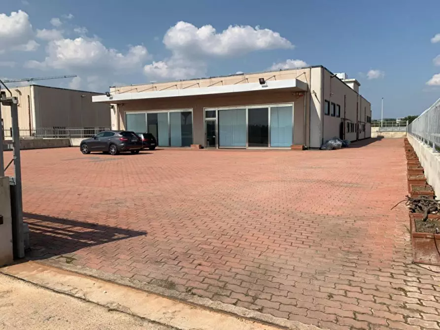 Immagine 4 di Capannone industriale in vendita  in aeroporto Olbia a Olbia