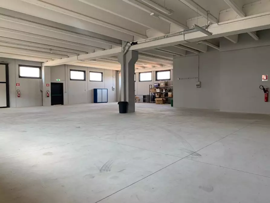 Immagine 16 di Capannone industriale in vendita  in aeroporto Olbia a Olbia