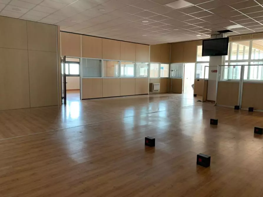 Immagine 27 di Capannone industriale in vendita  in aeroporto Olbia a Olbia