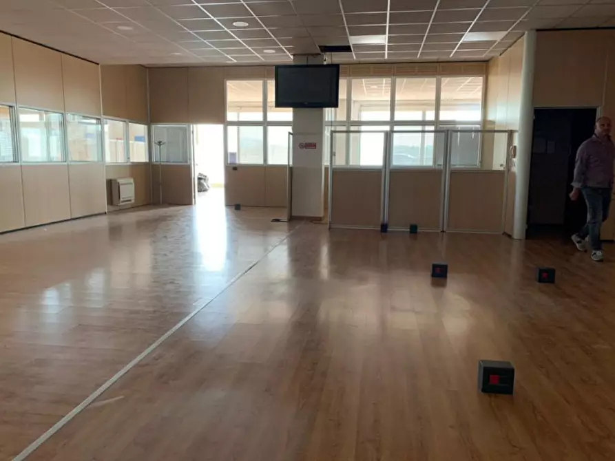 Immagine 28 di Capannone industriale in vendita  in aeroporto Olbia a Olbia