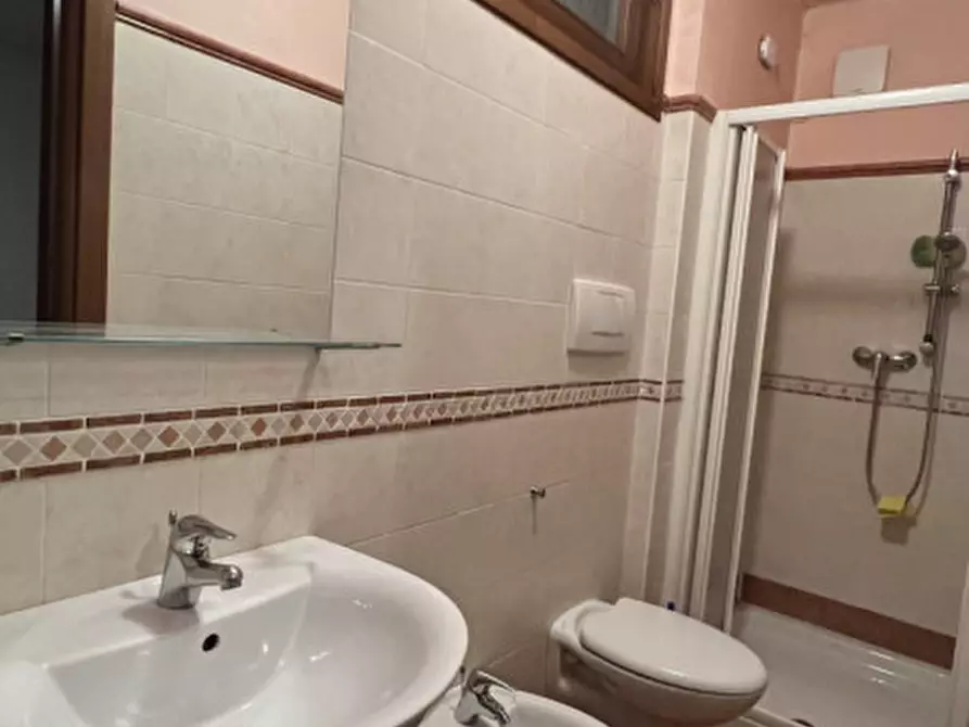 Immagine 9 di Appartamento in vendita  in Via principe Umberto a Este