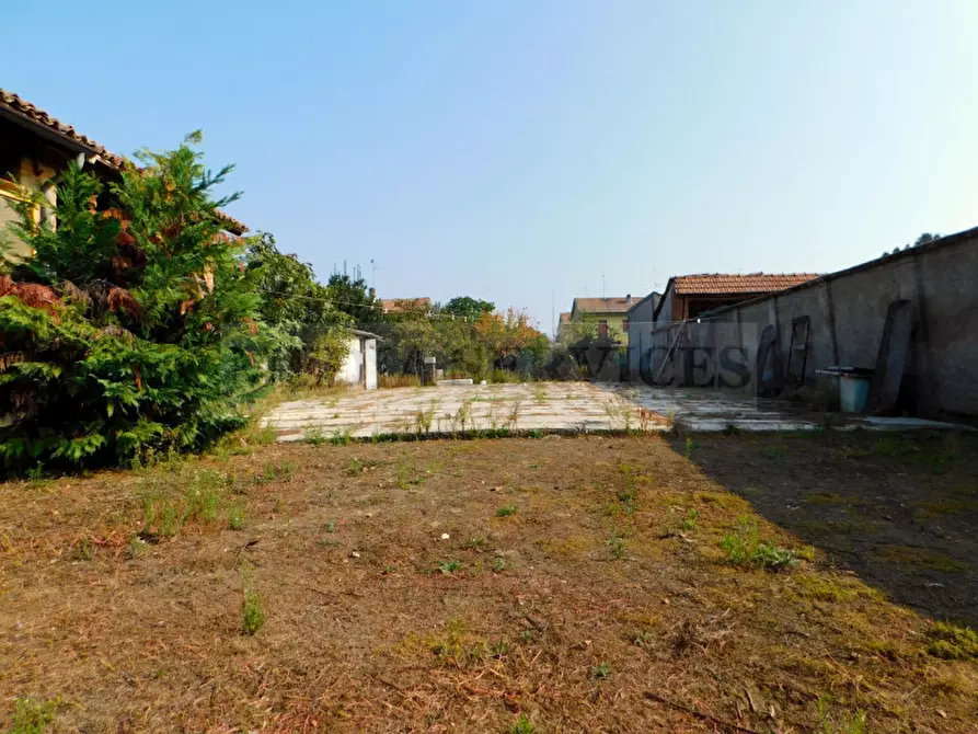 Immagine 7 di Magazzino in vendita  in via Secondo Bonacossa n° 36 a Dorno