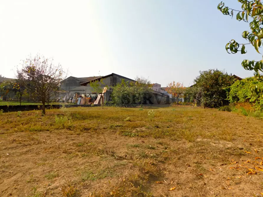 Immagine 9 di Magazzino in vendita  in via Secondo Bonacossa n° 36 a Dorno