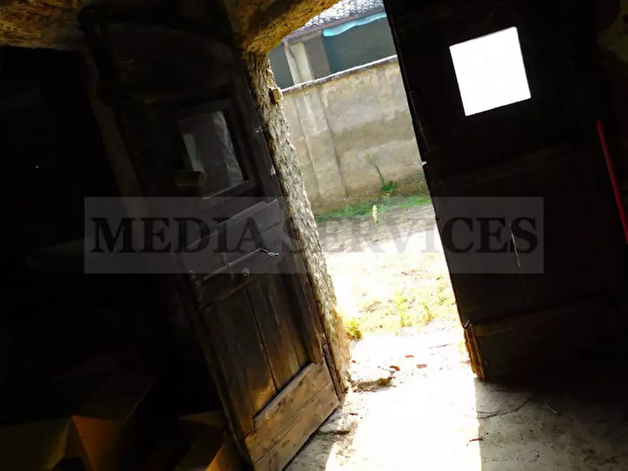 Immagine 17 di Magazzino in vendita  in via Secondo Bonacossa n° 36 a Dorno