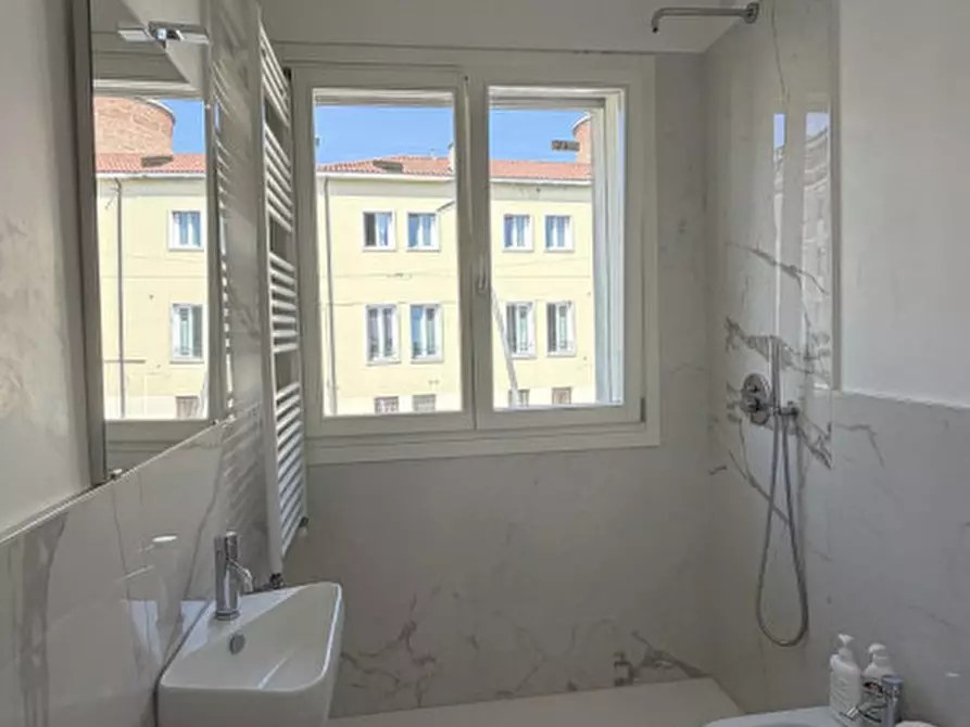 Immagine 17 di Appartamento in vendita  in Via Genova a Padova