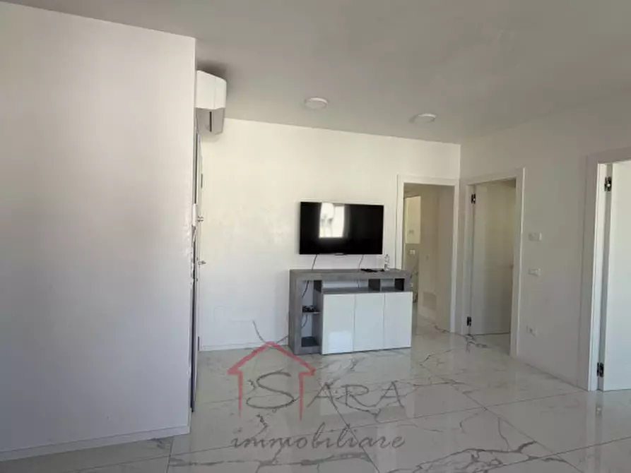 Immagine 27 di Appartamento in vendita  in Via Genova a Padova