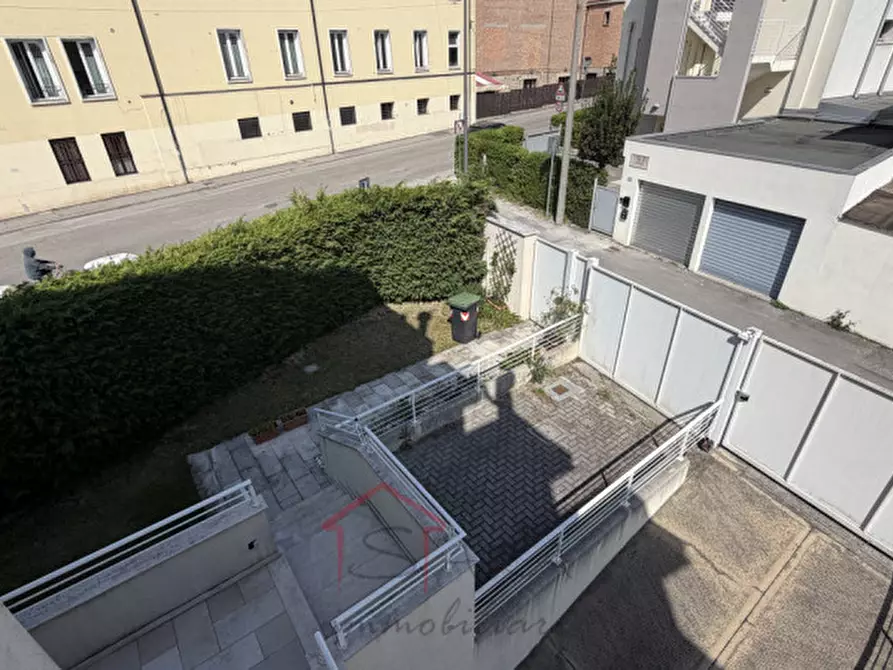 Immagine 33 di Appartamento in vendita  in Via Genova a Padova