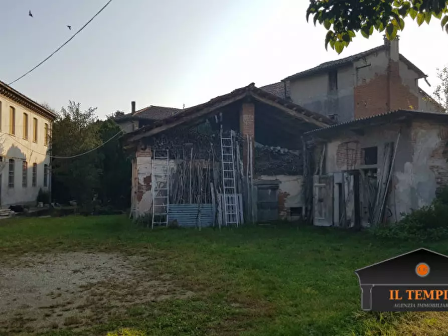 Immagine 2 di Villa in vendita  in VIA 4 NOVEMRE a Costabissara