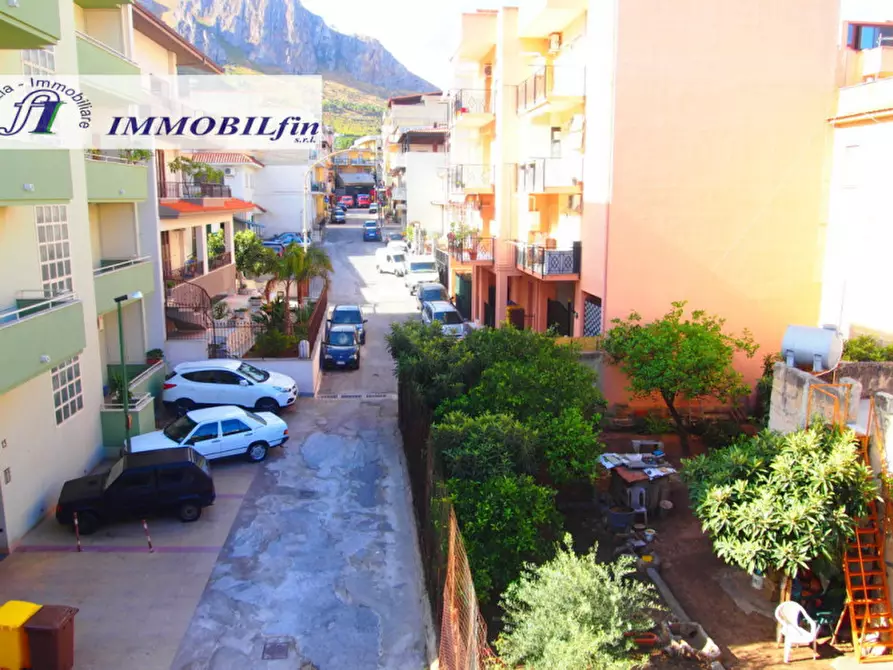 Immagine 7 di Appartamento in vendita  in piazza della regione a Villabate