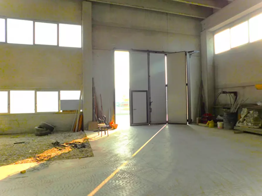 Immagine 7 di Capannone industriale in vendita  in Via Loredan a Rovolon