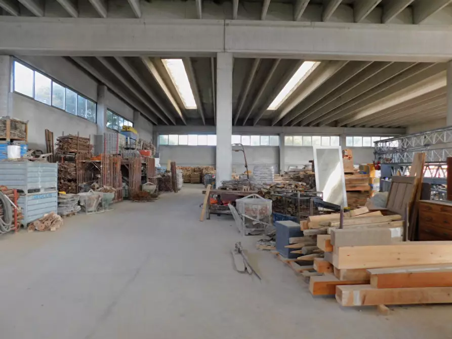 Immagine 8 di Capannone industriale in vendita  in Via Loredan a Rovolon