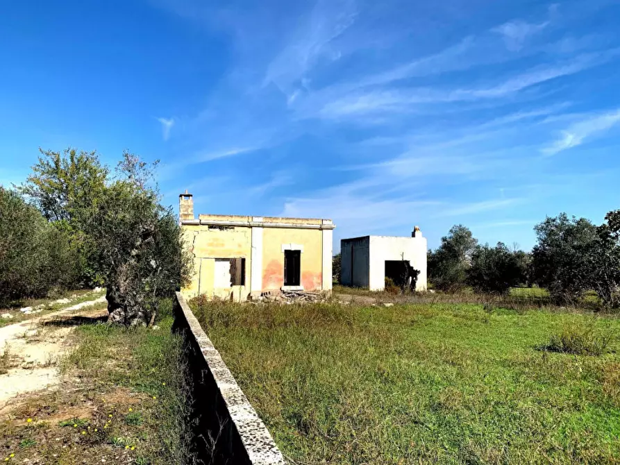 Immagine 5 di Casa indipendente in vendita  in Contrada Bonamì a Matino