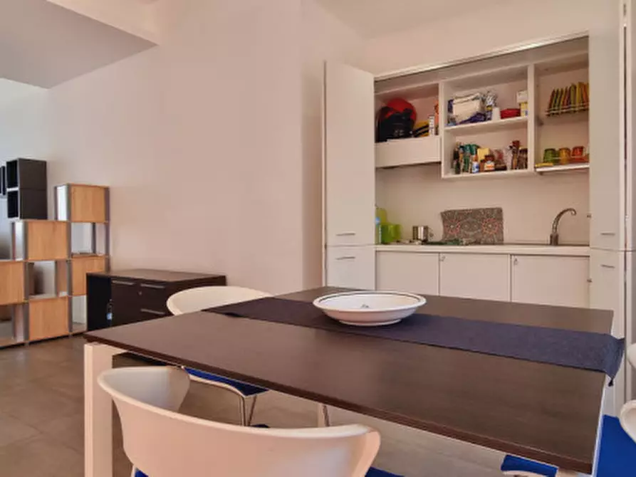 Immagine 7 di Appartamento in vendita  in VIA TRIESTE a Milazzo