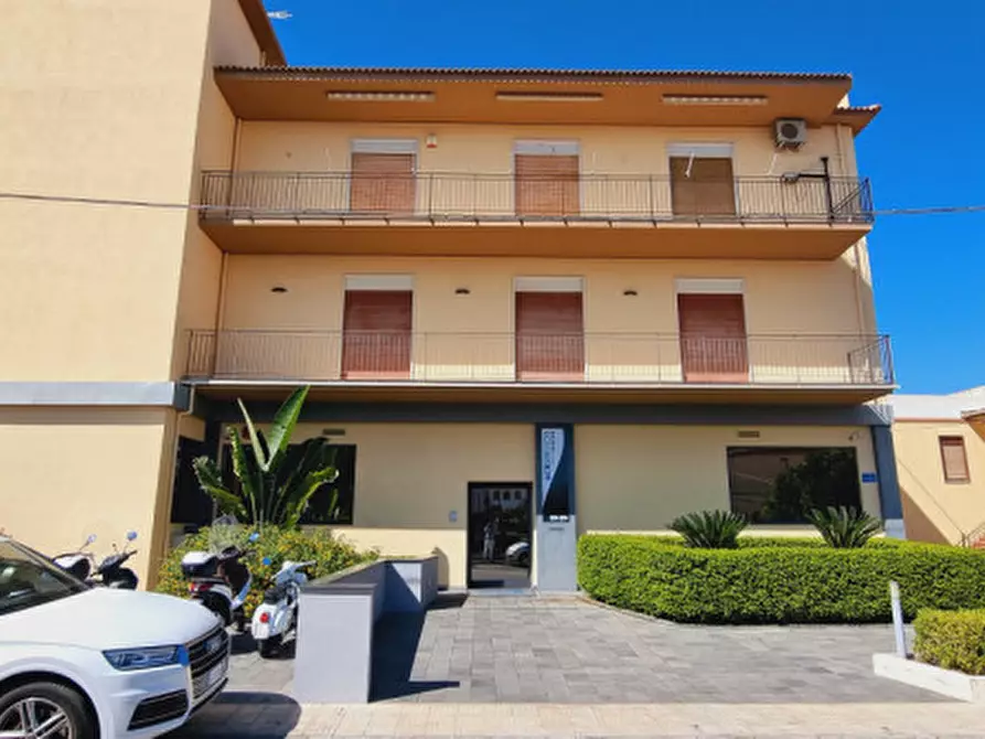 Immagine 17 di Appartamento in vendita  in VIA TRIESTE a Milazzo