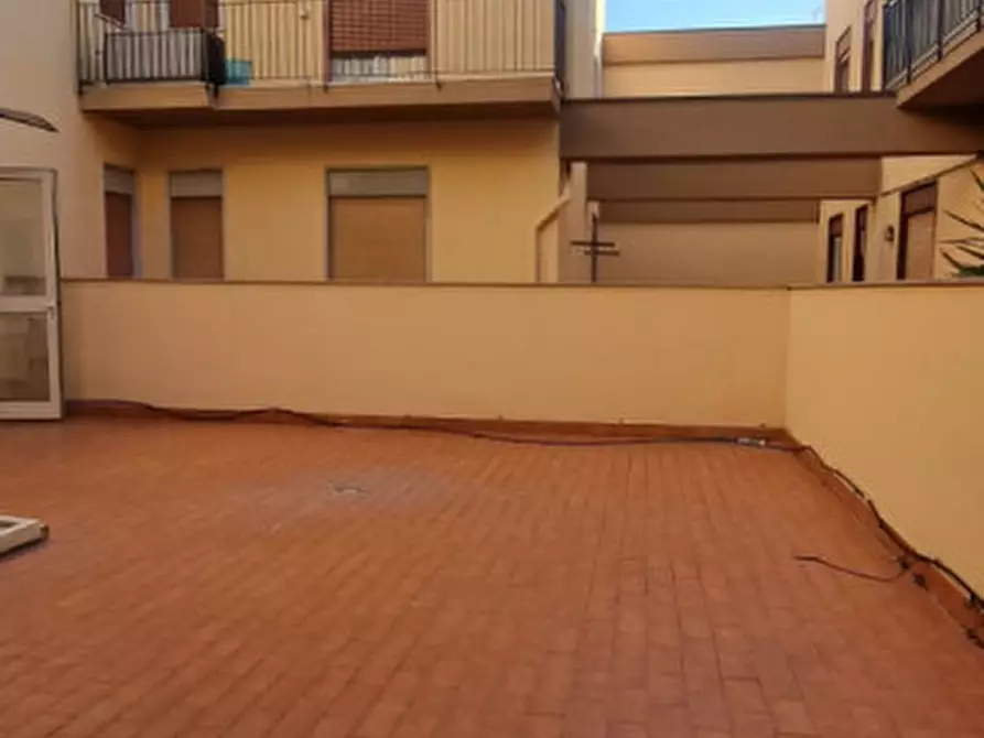 Immagine 19 di Appartamento in vendita  in VIA TRIESTE a Milazzo