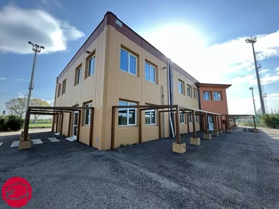 Immagine 2 di Attività commerciale in vendita  a Gatteo