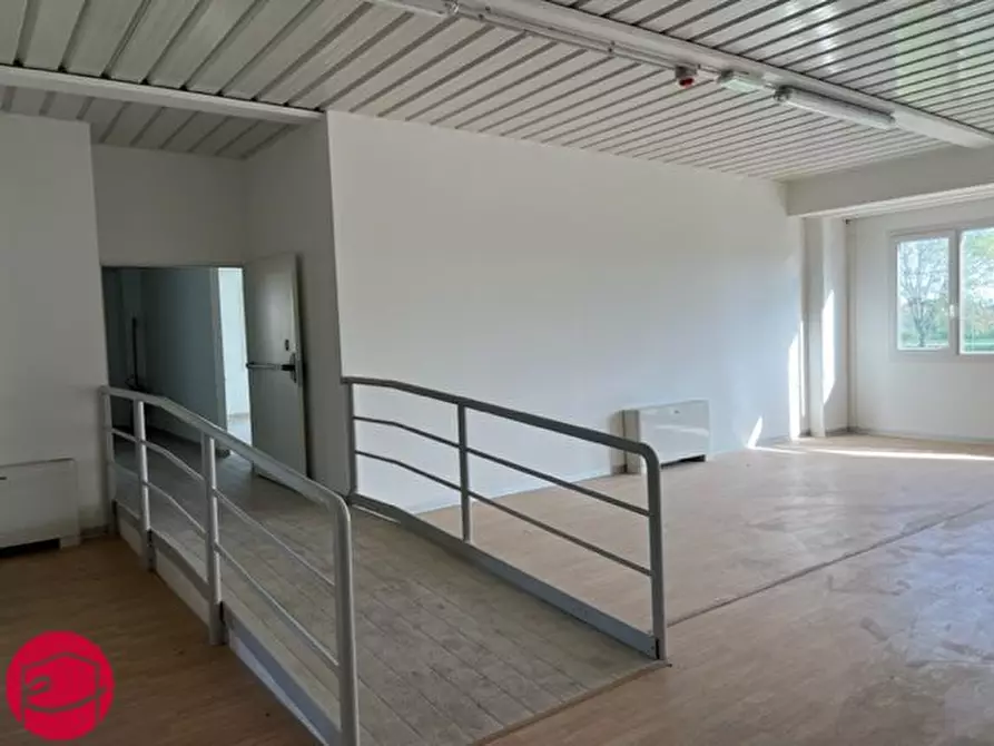 Immagine 6 di Attività commerciale in vendita  a Gatteo
