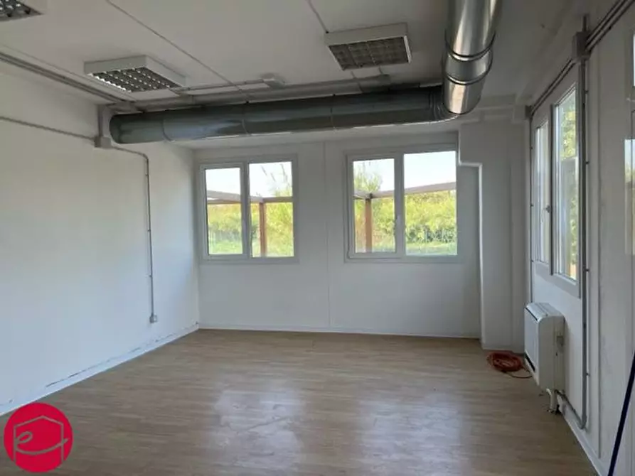 Immagine 13 di Attività commerciale in vendita  a Gatteo