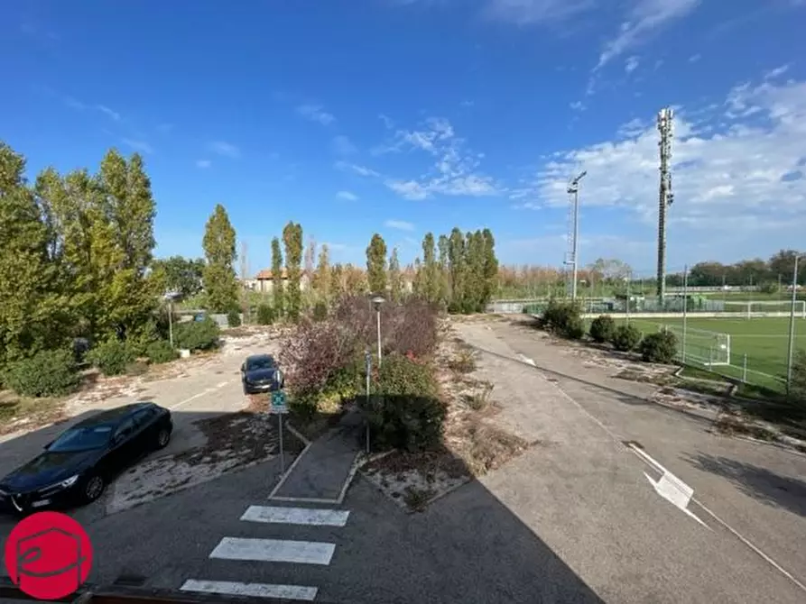 Immagine 15 di Attività commerciale in vendita  a Gatteo