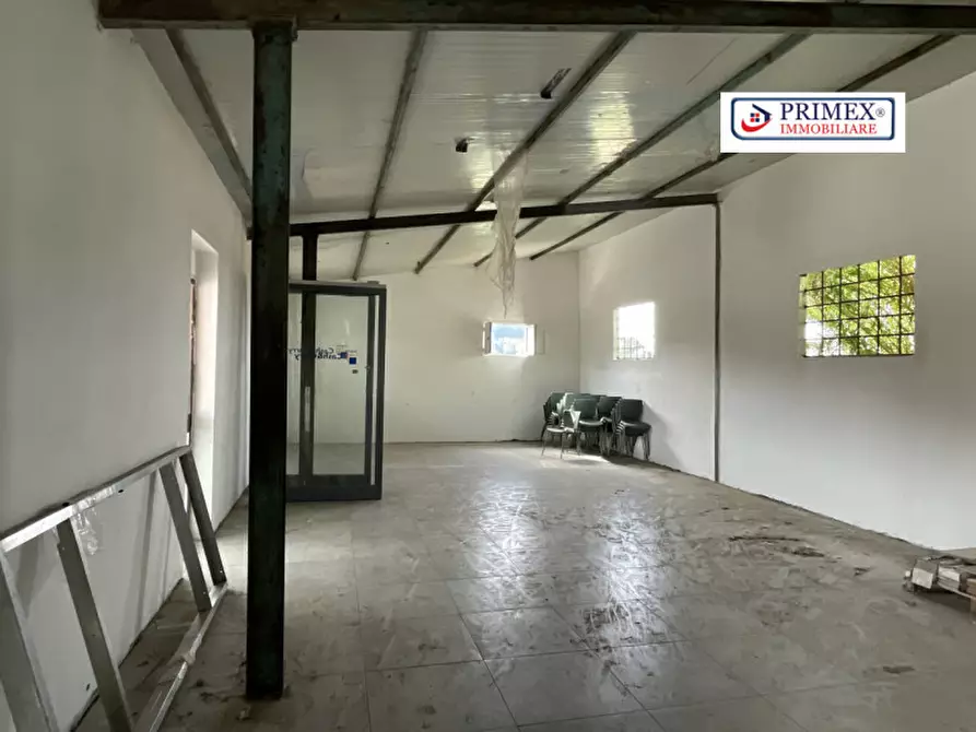 Immagine 13 di Attività commerciale in affitto  in VIA DI TRIGORIA a Roma