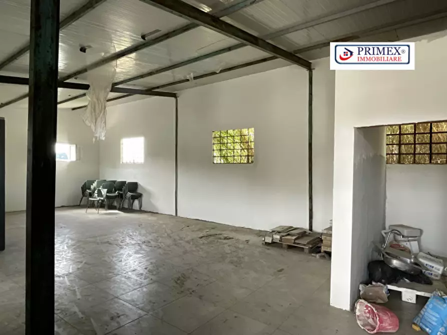 Immagine 14 di Attività commerciale in affitto  in VIA DI TRIGORIA a Roma