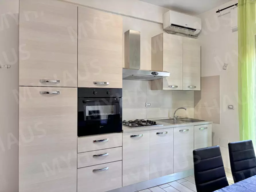 Immagine 6 di Appartamento in vendita  in Viale Giovanni Segantini, 38 a Cesenatico