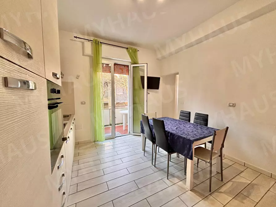 Immagine 7 di Appartamento in vendita  in Viale Giovanni Segantini, 38 a Cesenatico