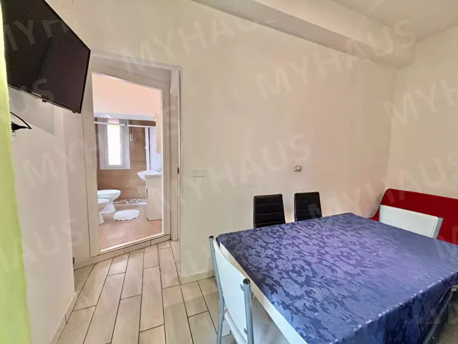 Immagine 10 di Appartamento in vendita  in Viale Giovanni Segantini, 38 a Cesenatico