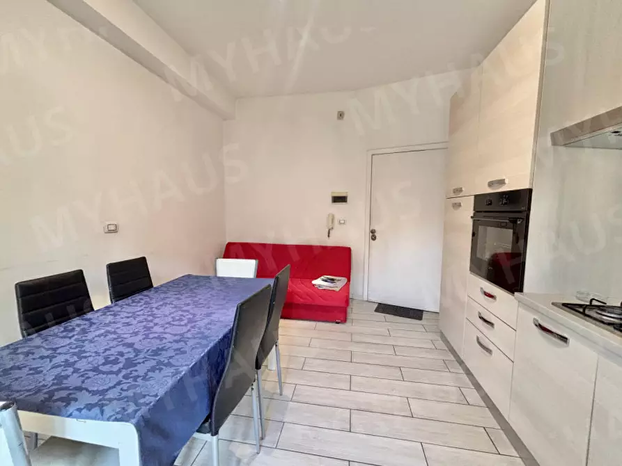 Immagine 12 di Appartamento in vendita  in Viale Giovanni Segantini, 38 a Cesenatico