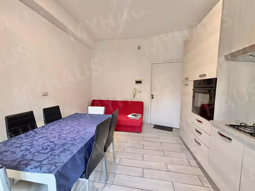 Immagine 13 di Appartamento in vendita  in Viale Giovanni Segantini, 38 a Cesenatico