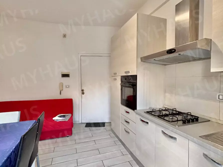 Immagine 14 di Appartamento in vendita  in Viale Giovanni Segantini, 38 a Cesenatico