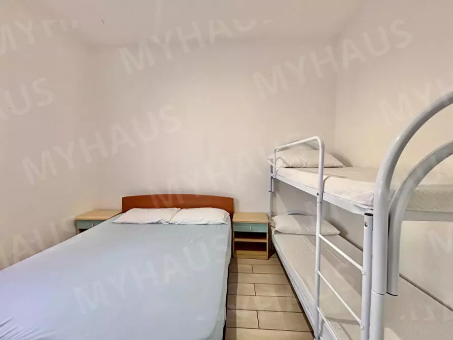 Immagine 18 di Appartamento in vendita  in Viale Giovanni Segantini, 38 a Cesenatico