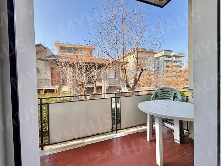 Immagine 34 di Appartamento in vendita  in Viale Giovanni Segantini, 38 a Cesenatico