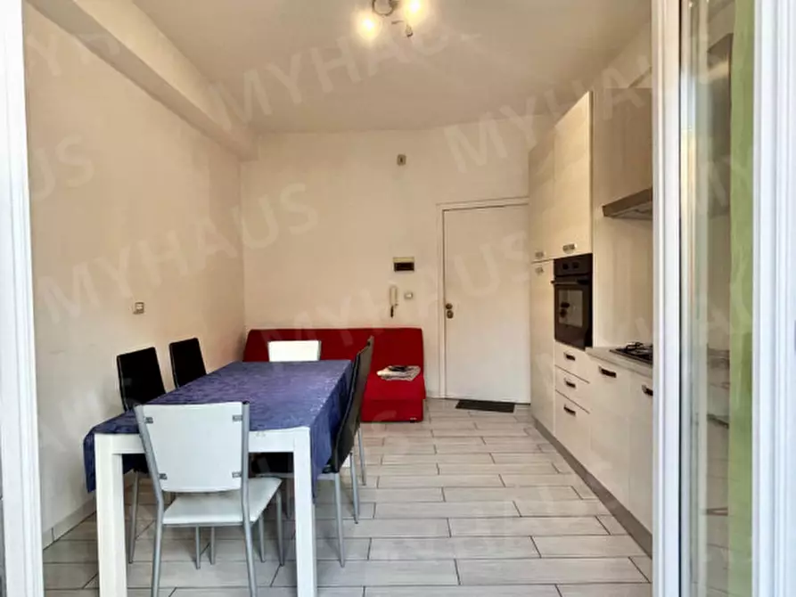 Immagine 36 di Appartamento in vendita  in Viale Giovanni Segantini, 38 a Cesenatico