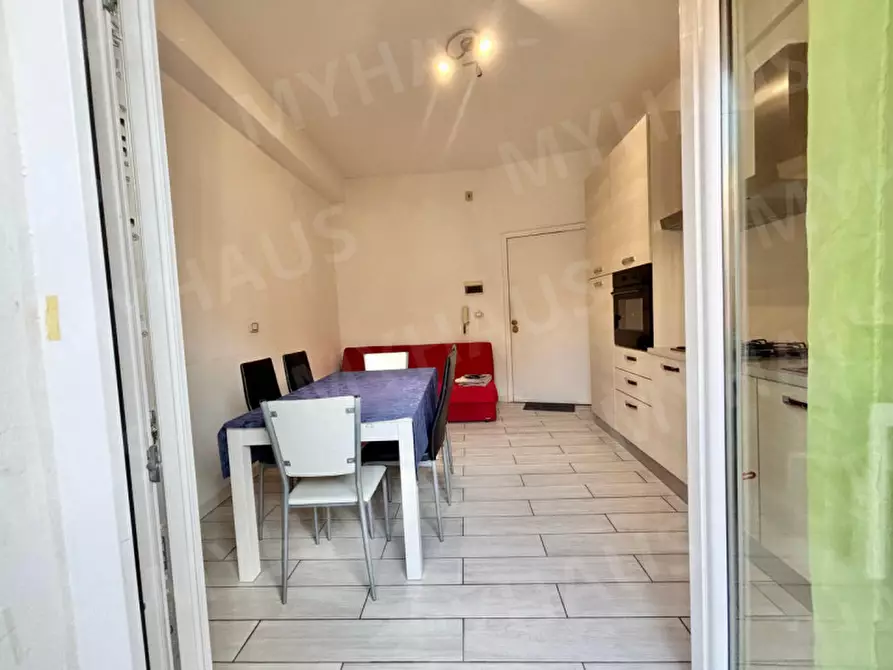 Immagine 38 di Appartamento in vendita  in Viale Giovanni Segantini, 38 a Cesenatico