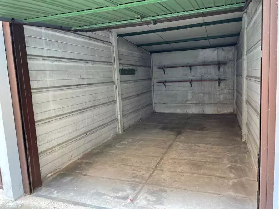 Immagine 5 di Garage in affitto  in Via Francesco Dorighello a Padova