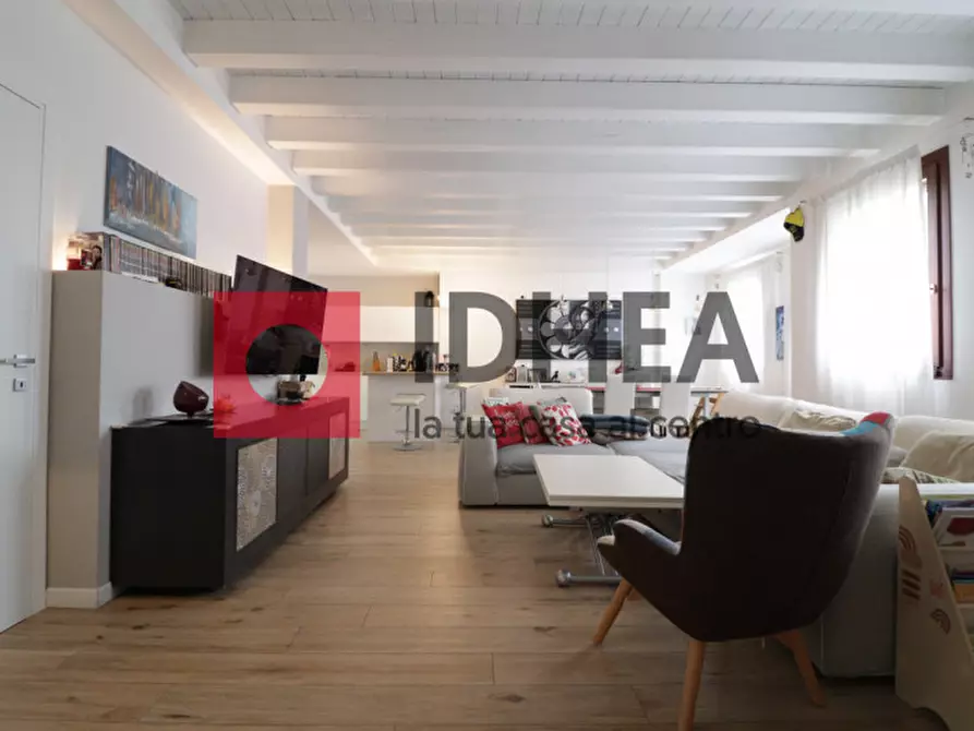 Immagine 1 di Appartamento in vendita  in Strada dei Vegri a Spresiano