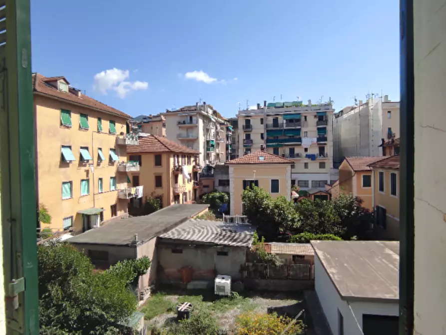 Immagine 1 di Appartamento in vendita  in via ghizolfo a Rapallo