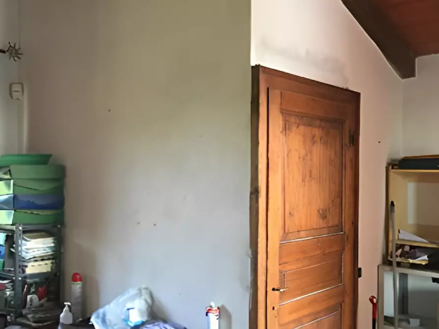 Immagine 2 di Palazzo in vendita  in Localita' Case Olive, 127 a Borgonovo Val Tidone