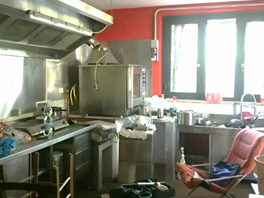 Immagine 10 di Palazzo in vendita  in Localita' Case Olive, 127 a Borgonovo Val Tidone