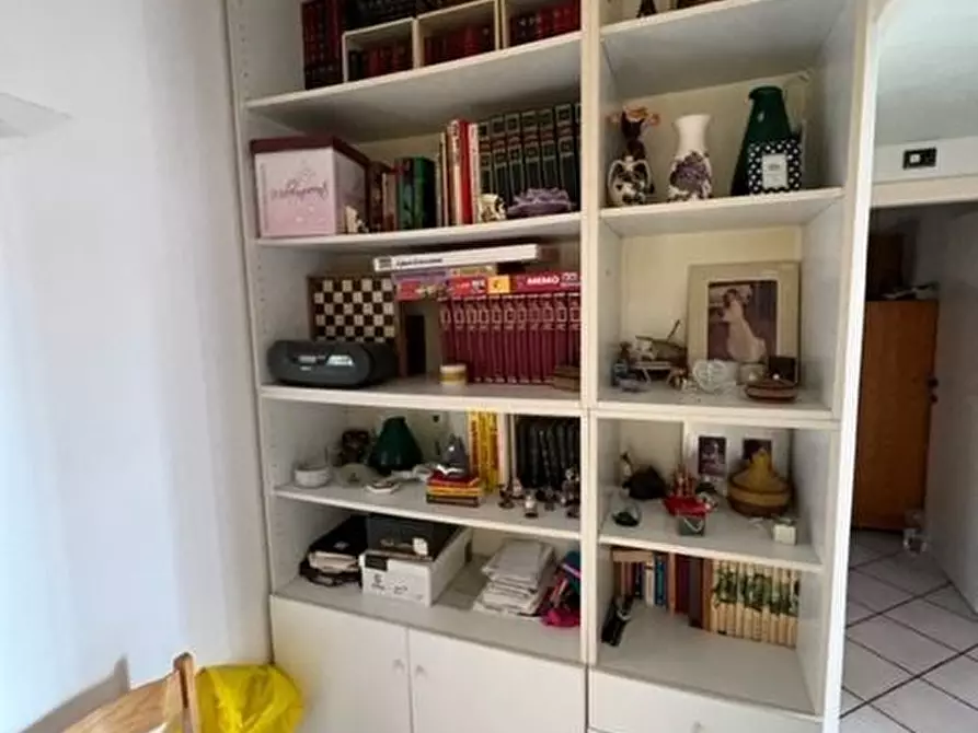 Immagine 11 di Appartamento in vendita  a Rimini