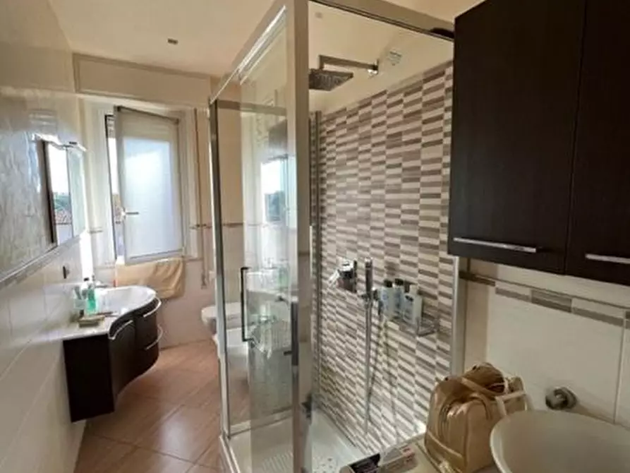 Immagine 18 di Appartamento in vendita  a Rimini