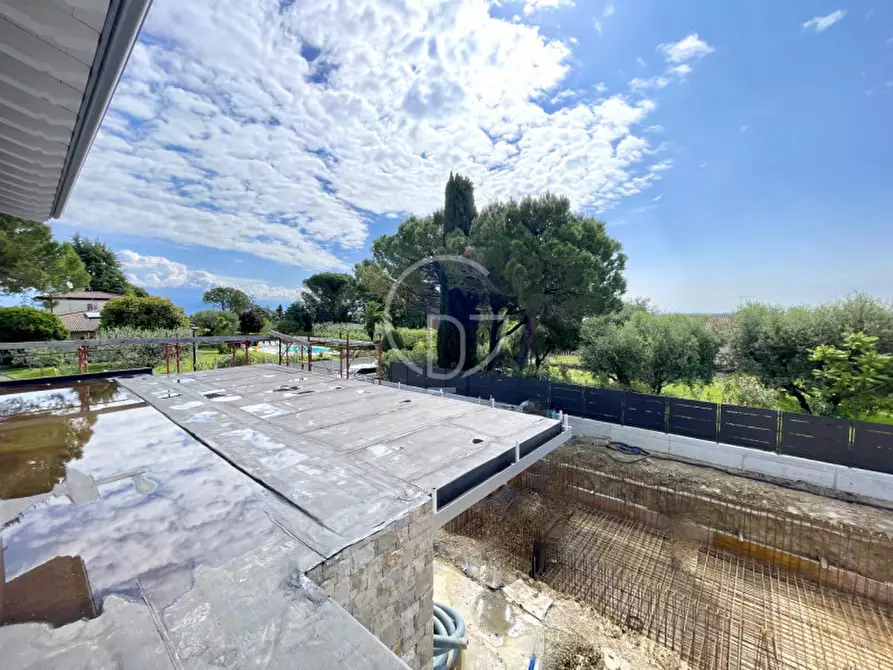Immagine 11 di Villa in vendita  a Moniga Del Garda