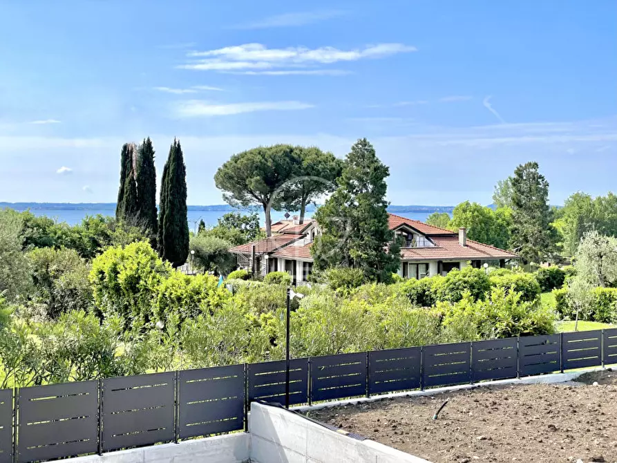 Immagine 12 di Villa in vendita  a Moniga Del Garda
