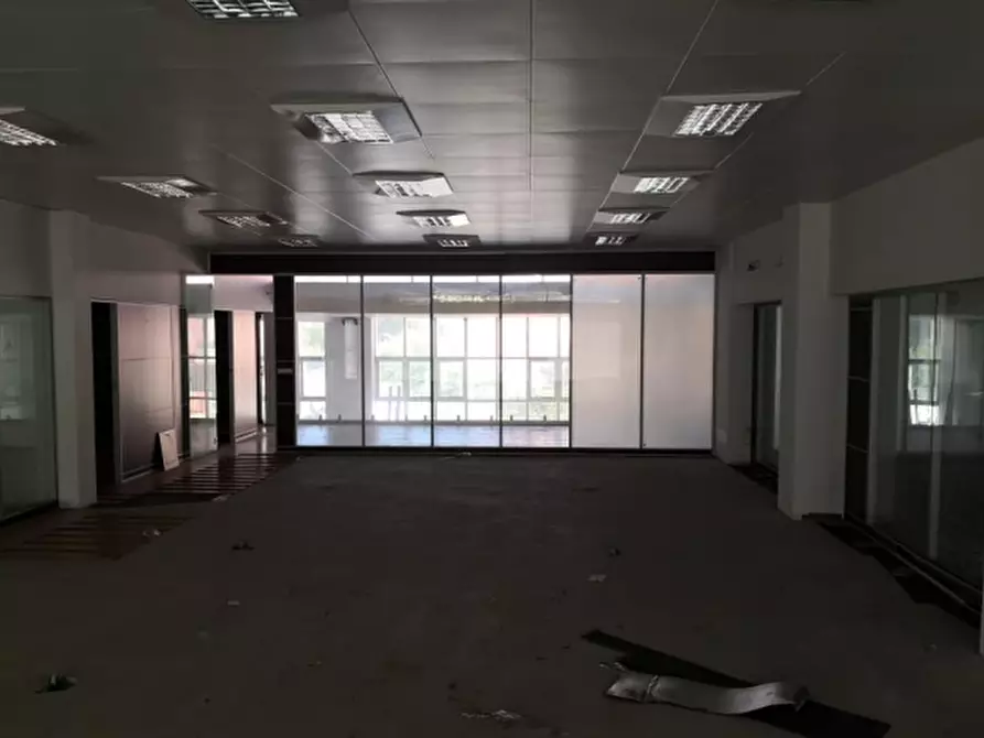 Immagine 7 di Ufficio in vendita  in Largo Pascoli, 24 a Montelabbate