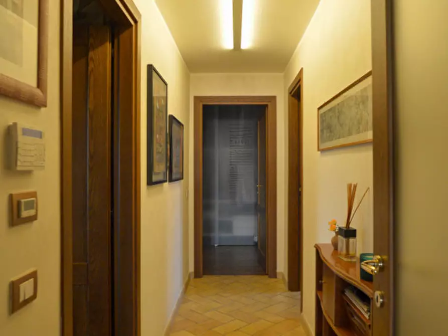 Immagine 27 di Villa in vendita  in via tor di sasso a Roma