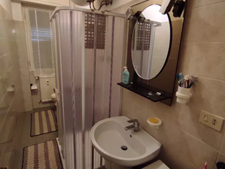 Immagine 13 di Appartamento in vendita  in via fratelli betti a Rapallo