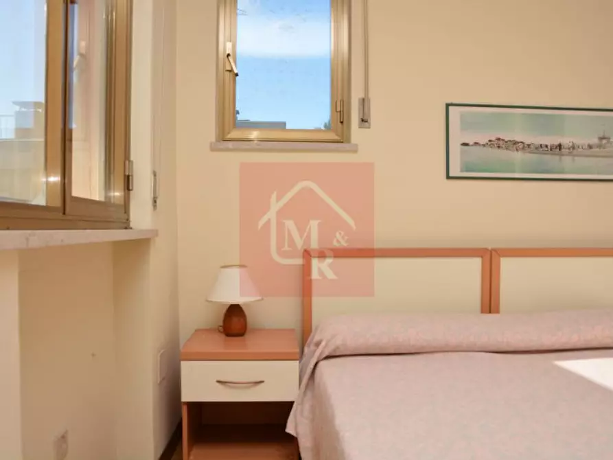 Immagine 17 di Palazzo in vendita  in Viale Croce del Sud 7 a Grado