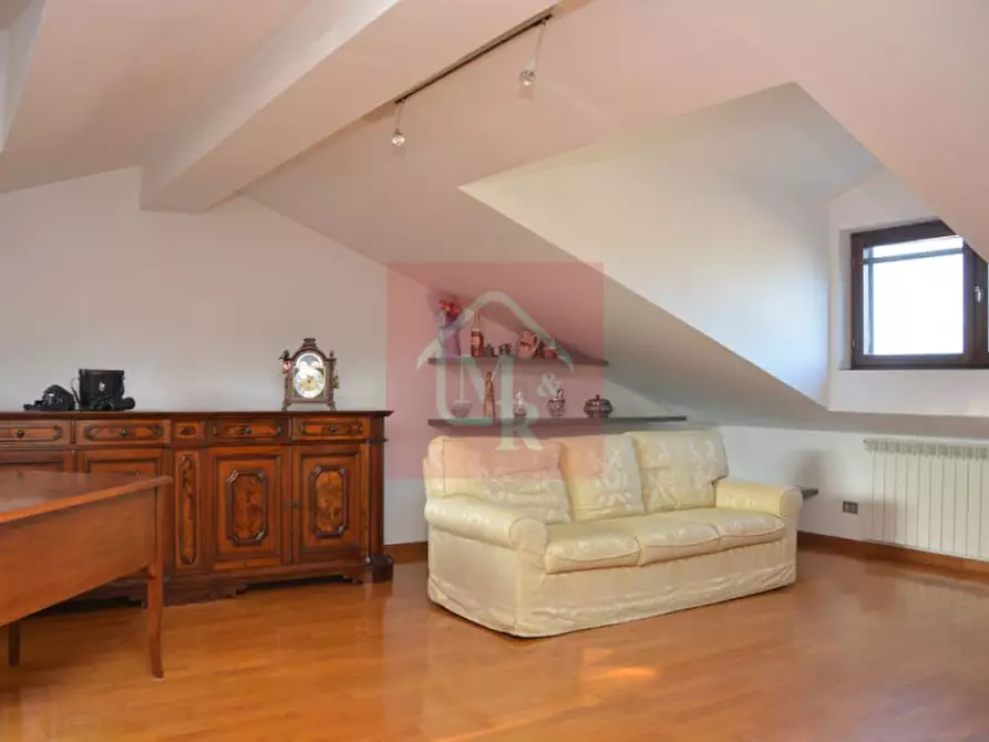 Immagine 22 di Palazzo in vendita  in Viale Croce del Sud 7 a Grado